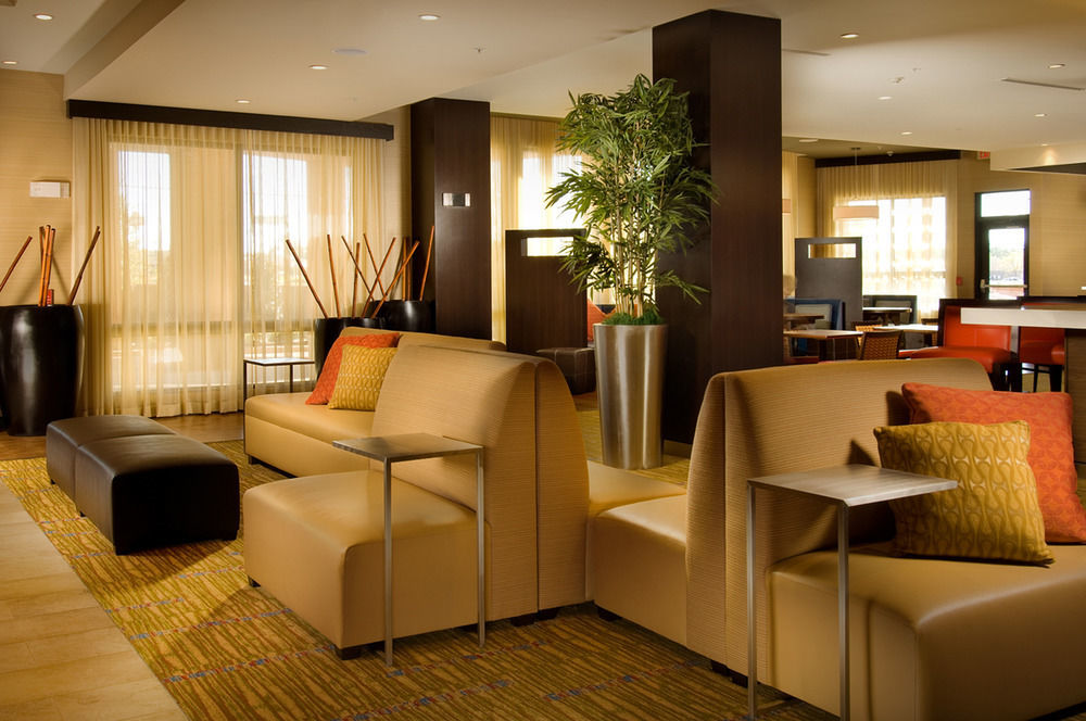 Courtyard By Marriott Wichita Falls Exterior photo